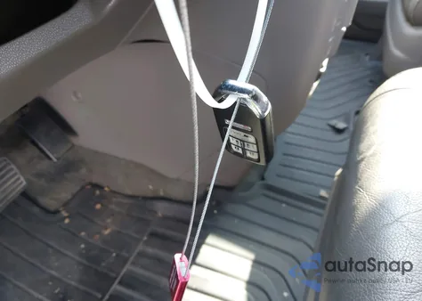 2014 Honda Odyssey Touring/Touring Elite z USA, uszkodzony, nr VIN 5FNRL5H99EB015166